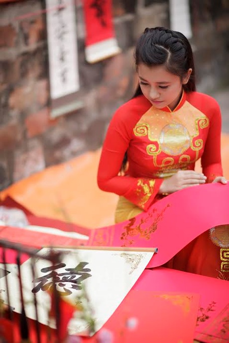“Ong vàng” Thúy Quỳnh tâm sự về tiền lì xì ngày Tết - 4 Hoàng Dung