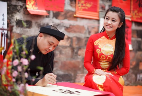 “Ong vàng” Thúy Quỳnh tâm sự về tiền lì xì ngày Tết - 1 Mỗi dịp Tết, điều Thúy Quỳnh thích nhất là gì