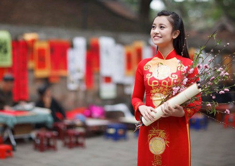 “Ong vàng” Thúy Quỳnh tâm sự về tiền lì xì ngày Tết - 5 Hoàng Dung