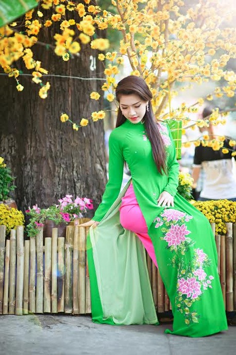 Á khôi Hoàng Y Nhung dịu dàng đón nắng Xuân - 2 Hoàng Dung