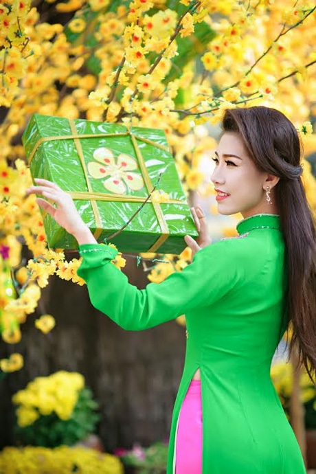Á khôi Hoàng Y Nhung dịu dàng đón nắng Xuân - 5 Hoàng Dung