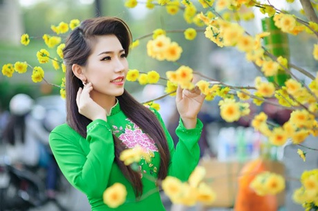Á khôi Hoàng Y Nhung dịu dàng đón nắng Xuân - 6 Hoàng Dung