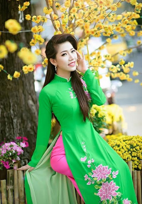Á khôi Hoàng Y Nhung dịu dàng đón nắng Xuân - 9 Hoàng Dung