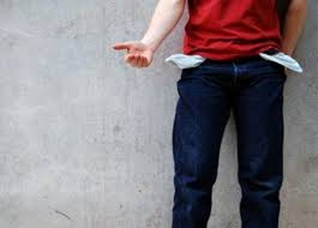 “Đón đầu 8/3”: Nam sinh kẹt từ ý tưởng đến…tiền - 2 Cháy túi - Nỗi lo “thầm kín” sau ngày mùng 8/3 của không ít nam sinh