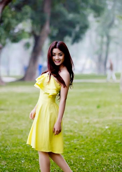 Nữ sinh "búp bê" trường Điện ảnh khoe sắc ngọt ngào - 13 Hoàng Dung