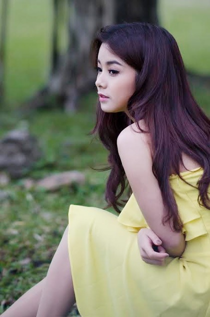 Nữ sinh "búp bê" trường Điện ảnh khoe sắc ngọt ngào - 14 Hoàng Dung