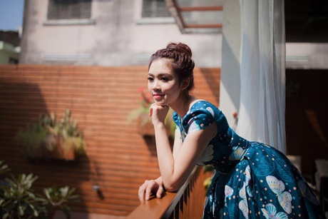 Hoa khôi Đà Nẵng khoe sắc rạng ngời - 11 Hoàng Dung