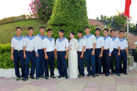 NSƯT Khánh Hòa: Hát về Trường Sa bằng tất cả tình yêu và đam mê - 3 Hướng về Trường Sa những ngày biển Đông “dậy sóng”