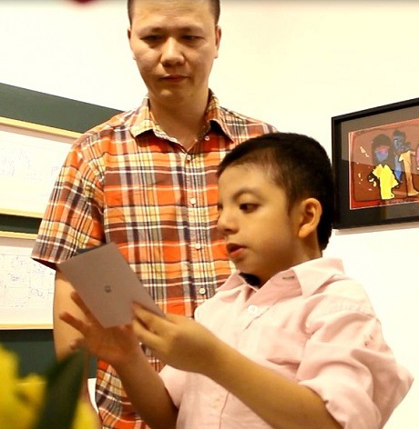 Khám phá thế giới của họa sĩ “nhí” Nem - 4 Với Nem, vẽ là ngôn ngữ mã hóa mọi yêu thương và những gì cậu bé nhìn thấy.