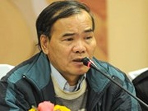 Tác giả bài thơ “Ở hai đầu nỗi nhớ” Trần Đình Chính qua đời - 1 Nhà báo, nhà thơ Trần Đình Chính.