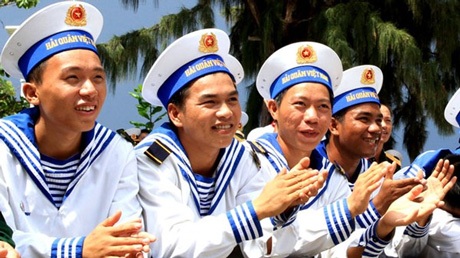 Nụ cười lạc quan của chiến sĩ nơi hải đảo