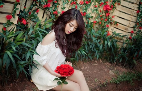Miss Teen Bích Diệp rực rỡ khoe sắc tuổi 19 - 1 Hoàng Dung