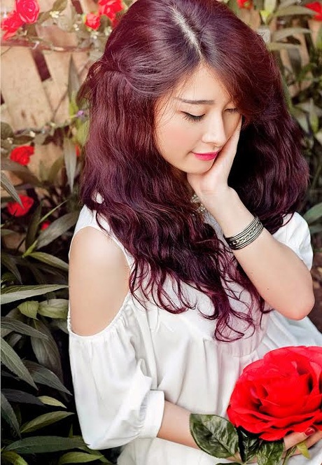 Miss Teen Bích Diệp rực rỡ khoe sắc tuổi 19 - 3 Hoàng Dung
