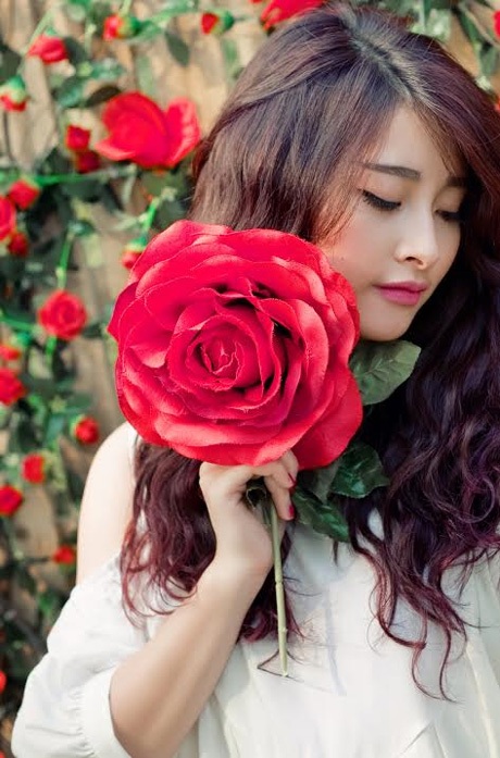 Miss Teen Bích Diệp rực rỡ khoe sắc tuổi 19 - 6 Hoàng Dung
