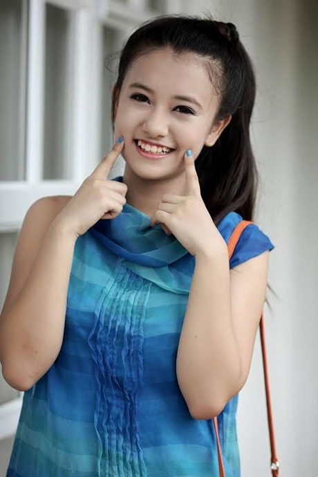 "Điểm danh" những gương mặt MC 9X tài năng, xinh đẹp  - 8 Điểm danh nhhững gương mặt MC 9X tài năng, xinh đẹp