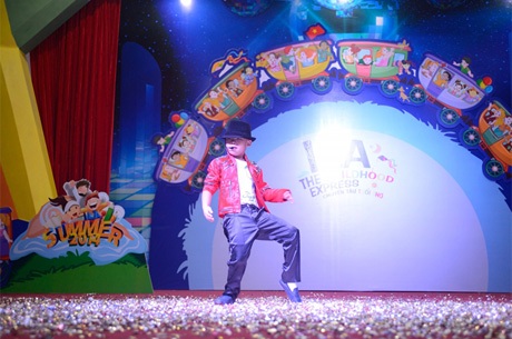 Chuyến tàu tuổi thơ - hành trình đầy ý nghĩa của bạn nhỏ ILA - 7 Tiết mục khiêu vũ cùng chiếc bàn bay của ảo thuật gia đầy kỳ bí