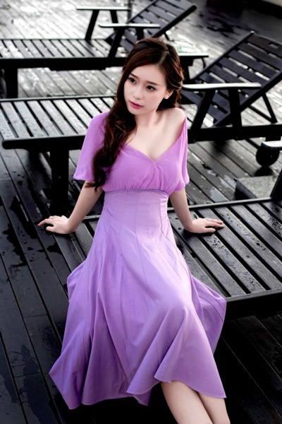 Trang Cherry – cô nàng kiếm nửa tỉ mỗi tháng - 1 Nhà thiết kế trẻ Trang Cherry.