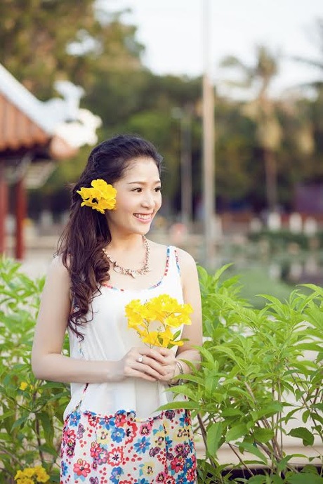 Ngắm nữ sinh 9X là Hoa hậu người Việt bang Georgia 2013 - 6 Hoàng Dung