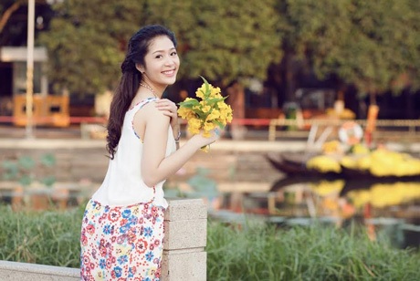 Ngắm nữ sinh 9X là Hoa hậu người Việt bang Georgia 2013 - 11 Hoàng Dung