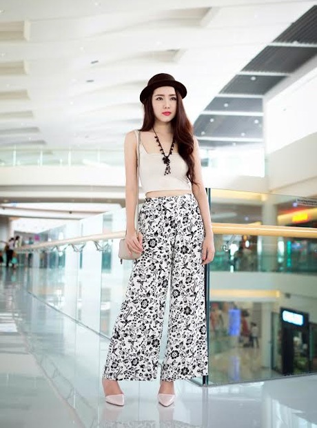 Biến hóa phong cách crop – top với Miss Áo dài Kim Phương - 12 Biến hóa phong cách crop – top với Miss Áo dài Kim Phương