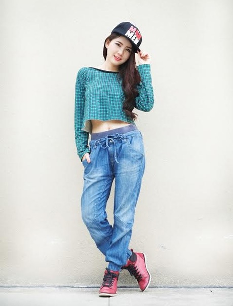 Biến hóa phong cách crop – top với Miss Áo dài Kim Phương - 17 Biến hóa phong cách crop – top với Miss Áo dài Kim Phương