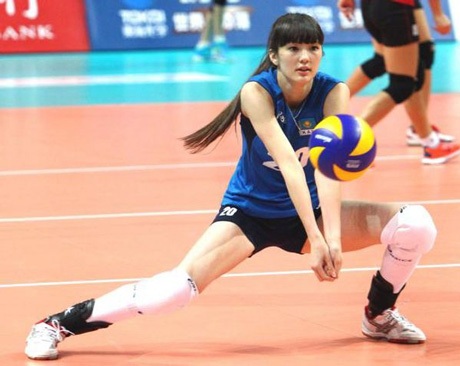 Những nữ VĐV 9X xinh đẹp hút hồn cư dân mạng - 2 Alexandra Botez (Canada, cờ vua)