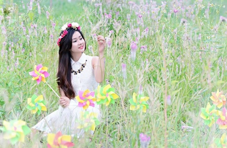 Nữ sinh Kinh tế xinh tươi mơ màng giữa sắc trời Thu - 3 Hoàng Dung