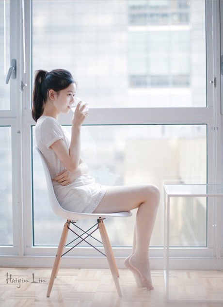 “Cô gái trà sữa” Trung Quốc đẹp tinh khiết trong bộ ảnh mới