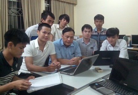 Chàng thanh niên tiêu biểu thủ đô trưởng thành từ.... nghề hái hoa - 2 Chàng thanh niên tiêu biểu thủ đô trưởng thành từ.... nghề hái hoa