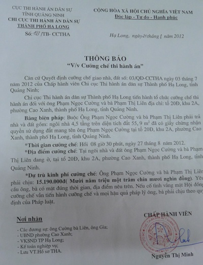 Phải khó khăn lắm ông Gia mới nhận được thông báo thi hành án