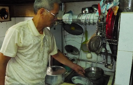 Nguồn nước sinh hoạt của nhà B3, B4, B5 Cầu Diễn bị đe dọa nghiêm trọng