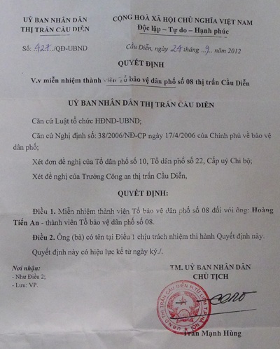 Quyết định miễn nhiệm không nêu lý do của Chủ tịch UBND thị trấn Cầu Diễn Trần Mạnh Hùng