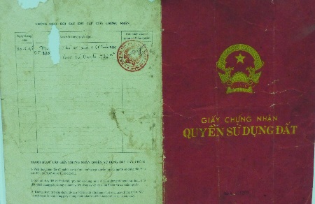 Công dân điêu đứng vì quyết định thu hồi đất mập mờ của huyện Thanh Hà - 2 Phần diện tích 230m2 ghi ở trang 2 không được UBND huyện Thanh Hà coi là hợp pháp