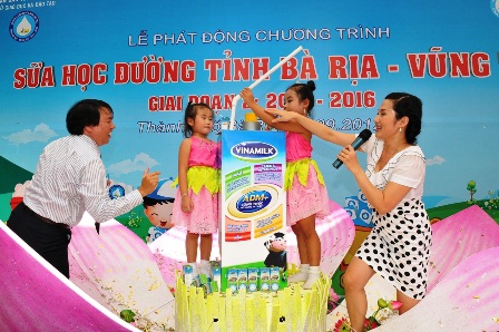 Lễ phát động diễn ra ở trường Họa Mi