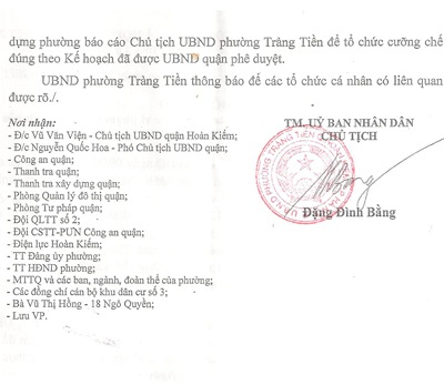 Chuyện "kỳ cục" trong xử lý vi phạm tại quận Hoàn Kiếm - 4 Công văn của UBND quận Hoàn Kiếm gửi báo
