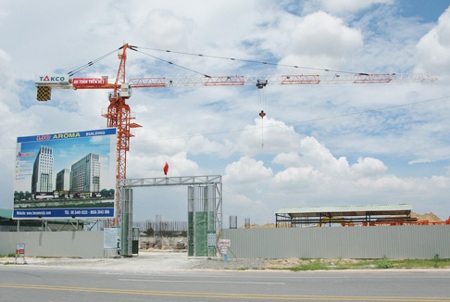 Doanh nghiệp "sốc nặng" vì bỗng dưng gánh oan tiền tỷ vì quyết định của Hải quan - 2 Công ty Đông Sơn chuyên hoạt động trong lĩnh vực máy công nghiệp