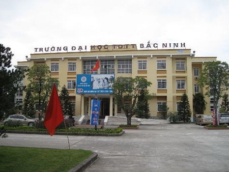 Những mánh khóe rút tiền kéo dài ở Đại học TDTT Bắc Ninh đã được làm rõ