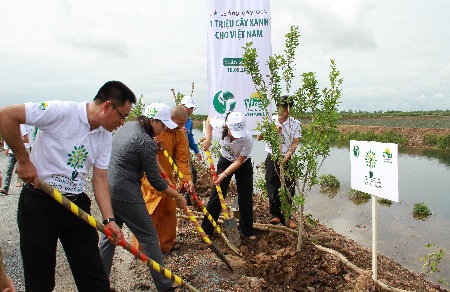 Lãnh đạo các cơ quan tỉnh Tiền Giang tham gia lễ phát động