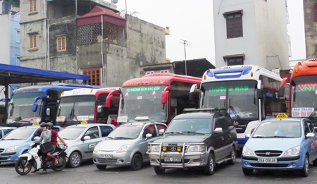 Xe tuyến Hà Nội - Nam Ninh xuất phát hàng ngày vào 7h00 sáng