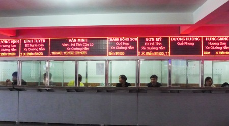 Quầy bán vé được trang bị đầy đủ trang thiết bị hiện đại