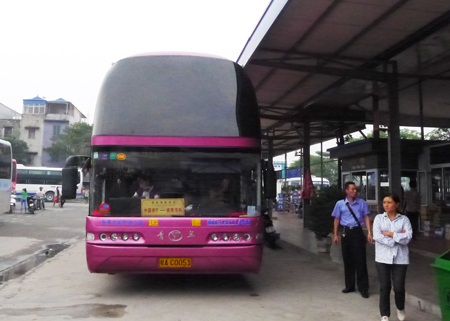 Xe tuyến Hà Nội - Nam Ninh xuất phát hàng ngày vào 7h00 sáng