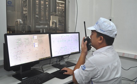 Cận cảnh “siêu nhà máy” sữa hiện đại của Vinamilk - 5 Một phần của tháp sấy sữa khổng lổ tại nhà máy Sữa bột Việt Nam