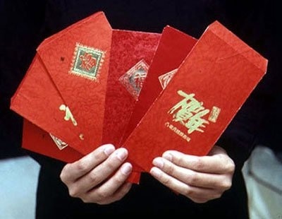 “Khánh kiệt” vì chi tiền mừng tuổi - 1 Lì xì càng nhiều càng hiếu – lễ?