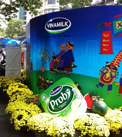 Vinamilk thiết kế sân chơi cho trẻ em TP.HCM nhân dịpTết 2013