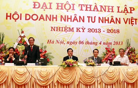 Chủ tịch FLC được bầu làm Phó chủ tịch TW Hội Doanh nhân tư nhân Việt Nam - 4 PV