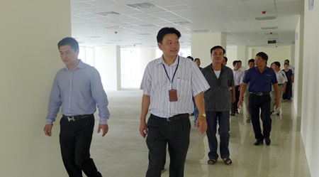 Cán bộ, nhân viên Comeco tham quan văn phòng và các đơn vị thành viên.