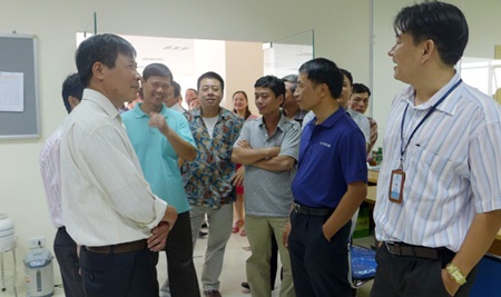 Cán bộ, nhân viên Comeco tham quan văn phòng và các đơn vị thành viên.