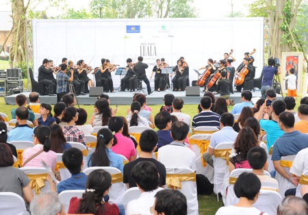 Hòa nhạc Luala: Không có sao vẫn hút khán giả - 4 Luala concert đã thành công trong việc mang âm nhạc thính phòng tới nhiều tầng lớp khán giả
