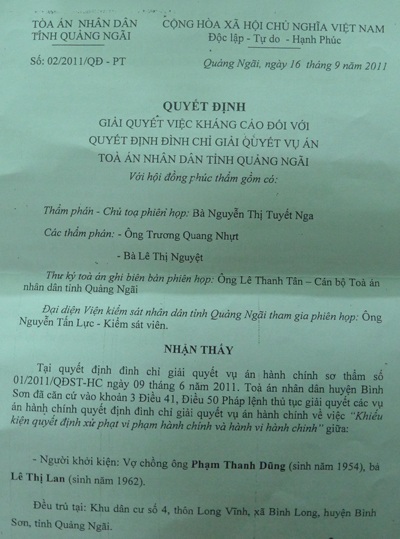 Đề nghị làm rõ vụ tranh chấp đất kéo dài ở huyện Bình Sơn - 2 Quyết định số 02/2011/QĐ-PT của TAND tỉnh Quảng Ngãi