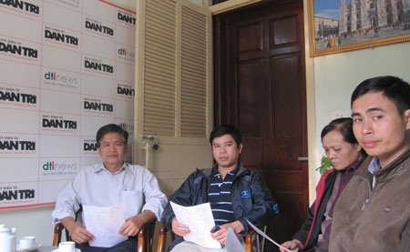 Chưa thống nhất mức đền bù, UBND xã Mễ Trì vẫn buộc dân kiểm kê đất - 3 Đại diện các hộ dân bị thu hồi đất ở ngõ 379 Lương Thế Vinh đề nghị